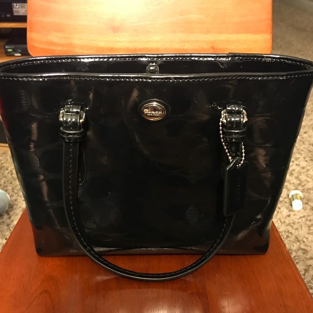 Authentic COACH tote!!!